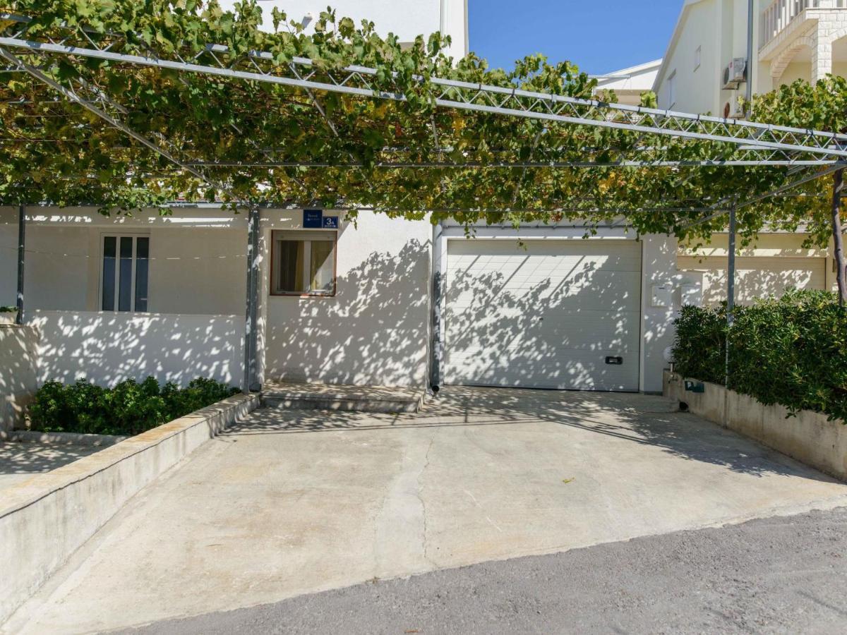 Apartment Lucija-1 By Interhome Trogir Exterior foto