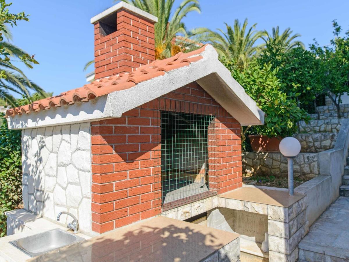 Apartment Lucija-1 By Interhome Trogir Exterior foto